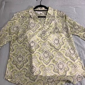 Liz Claiborne nice long sleeve blouse